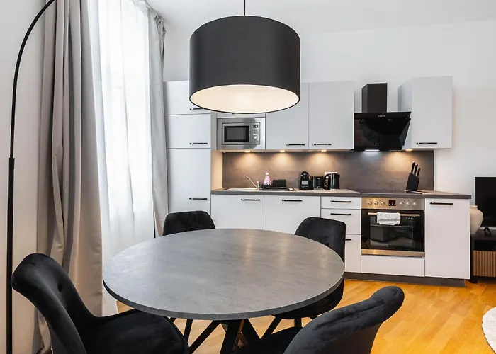 Apartamento Cosy Brand-new In A Calm Discrict Of