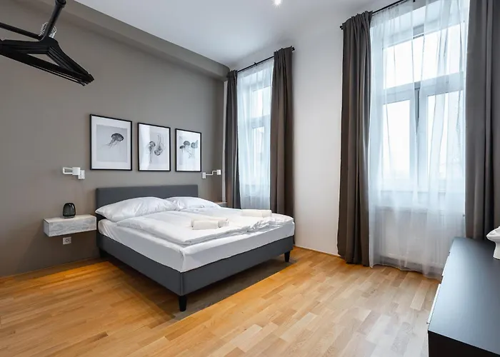Apartamento Cosy Brand-new In A Calm Discrict Of *