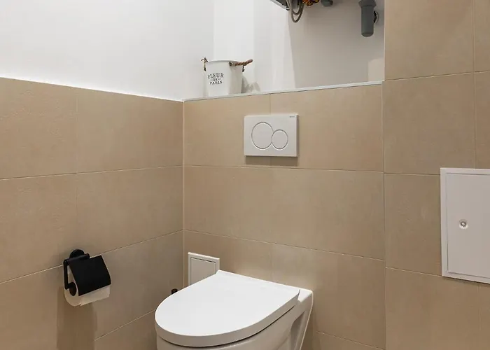 Apartamento Cosy Brand-new In A Calm Discrict Of *